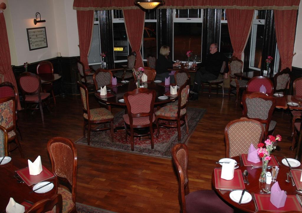 Clarkes Hotel Barrow In Furness Eksteriør billede