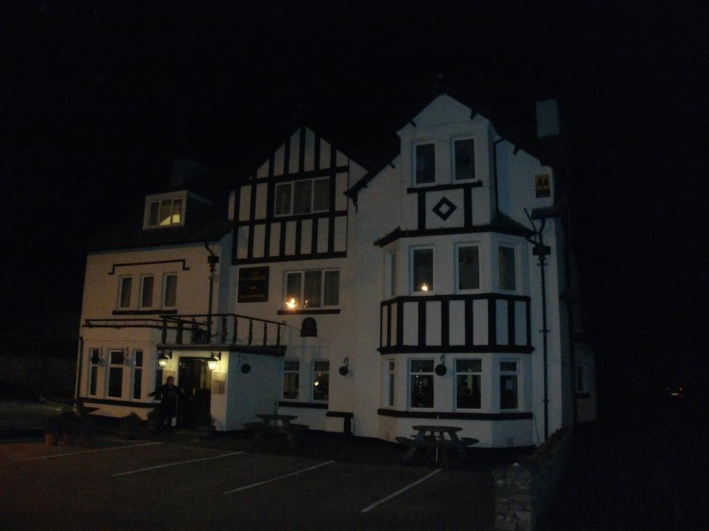 Clarkes Hotel Barrow In Furness Eksteriør billede